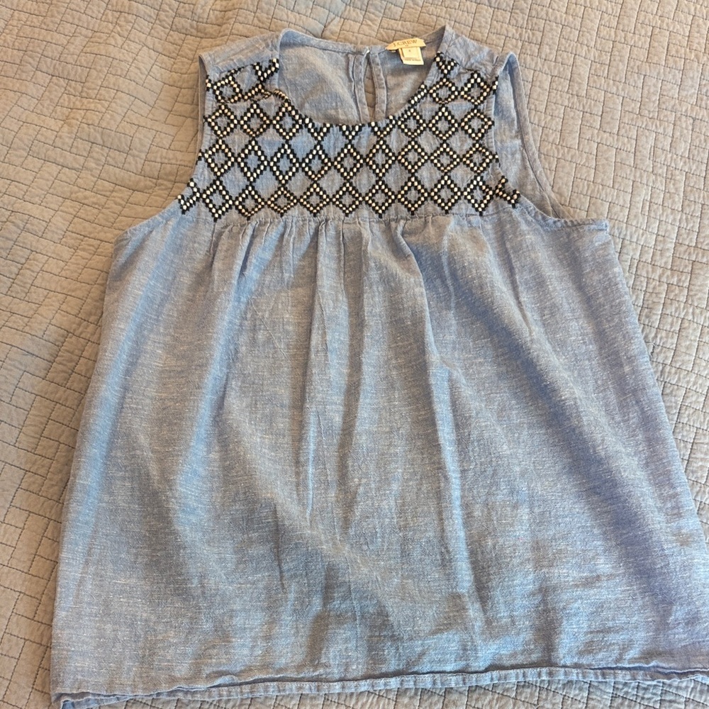 J. Crew - size 4 - Light Blue Sleeveless Blouse with Black and White Pattern
